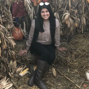 Meet your Posher, Puja